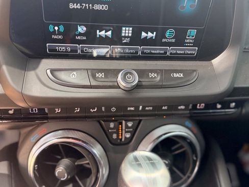 Used 2017 Chevrolet Camaro SS RWD image 10