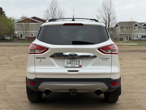 Used 2016 Ford Escape Titanium w/ Equipment Group 301A AWD/4WD image 4