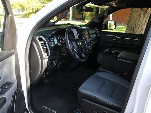 Used 2021 RAM 1500 Big Horn AWD/4WD image 7
