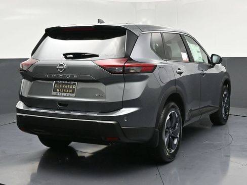 New 2026 Nissan Rogue SV w/ Cold Weather Package image 4