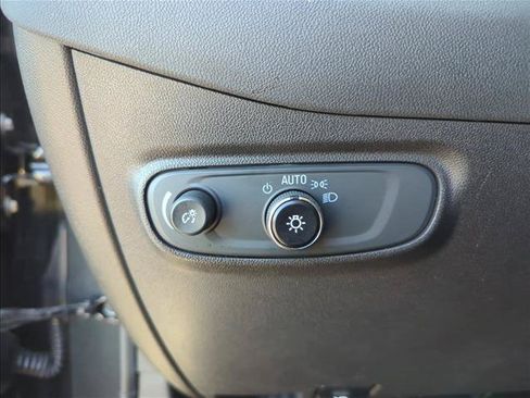 Used 2023 Chevrolet Equinox LT FWD image 15