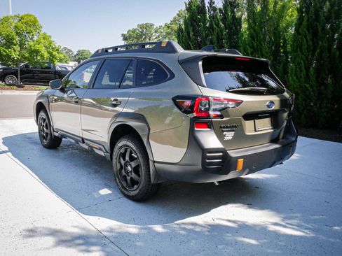 Used 2025 Subaru Outback Wilderness AWD/4WD image 8