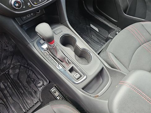 Certified 2023 Chevrolet Equinox RS image 25