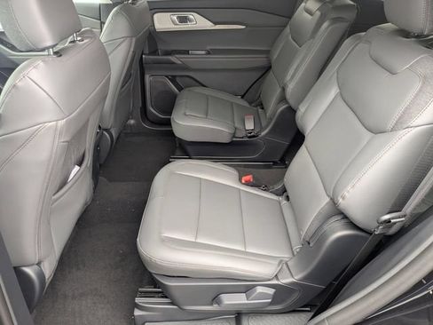 New 2026 Ford Explorer Active w/ Active Comfort Package AWD/4WD image 19