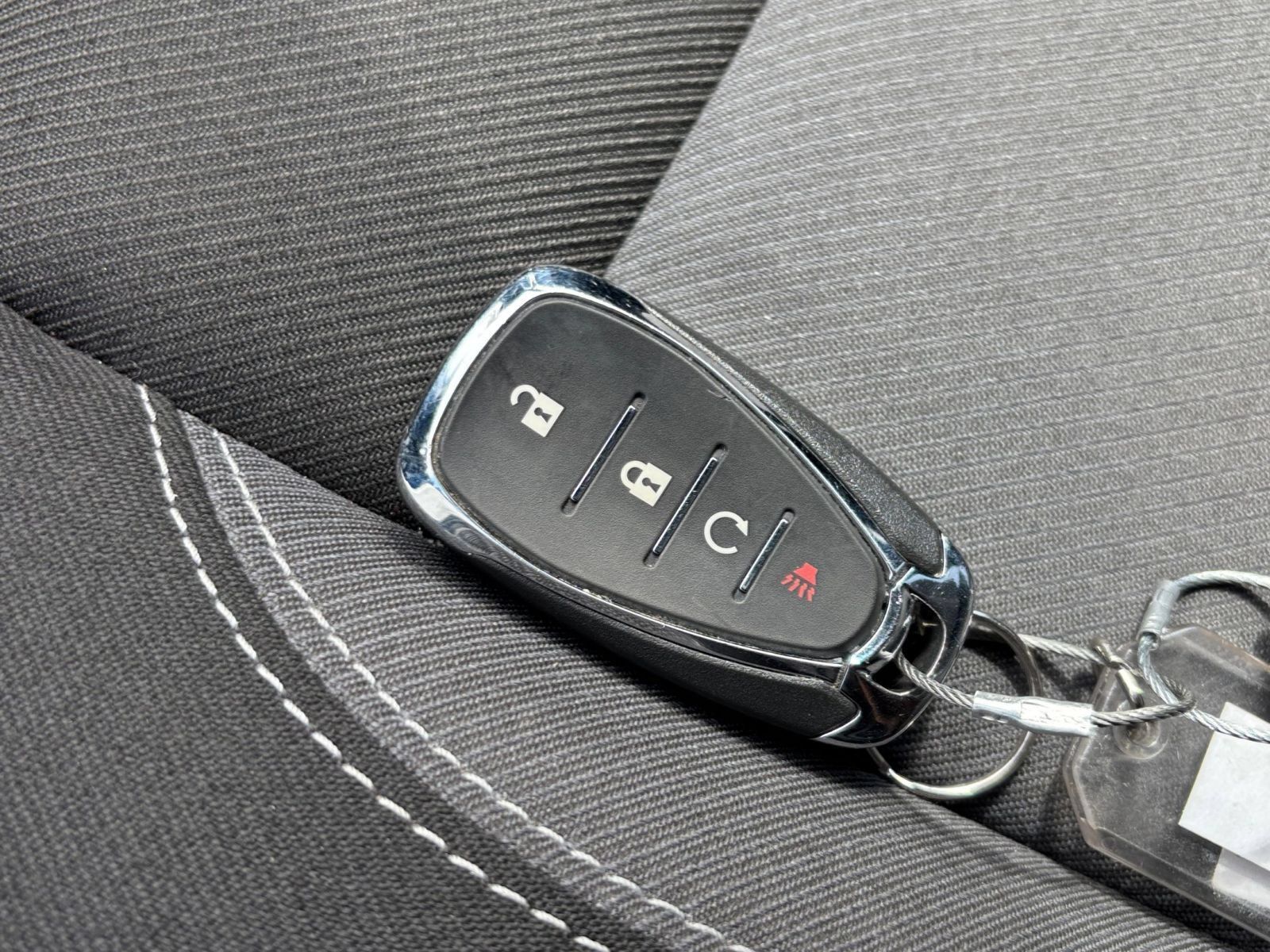 Used 2025 Chevrolet Blazer LT FWD image 22