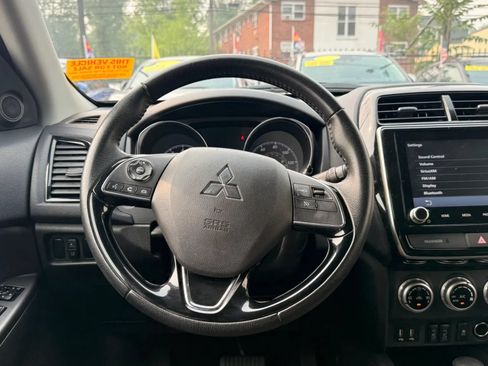 Used 2024 Mitsubishi Outlander Sport SE AWD/4WD image 18