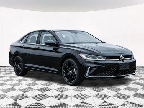 New 2026 Volkswagen Jetta SE FWD image 13