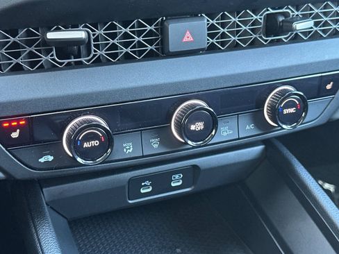 Used 2025 Honda Accord SE image 18