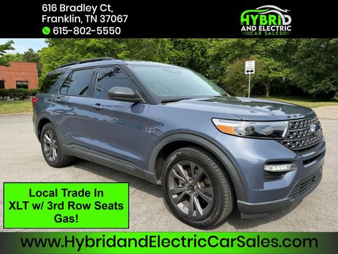 Used 2021 Ford Explorer XLT w/ Equipment Group 202A RWD image 1