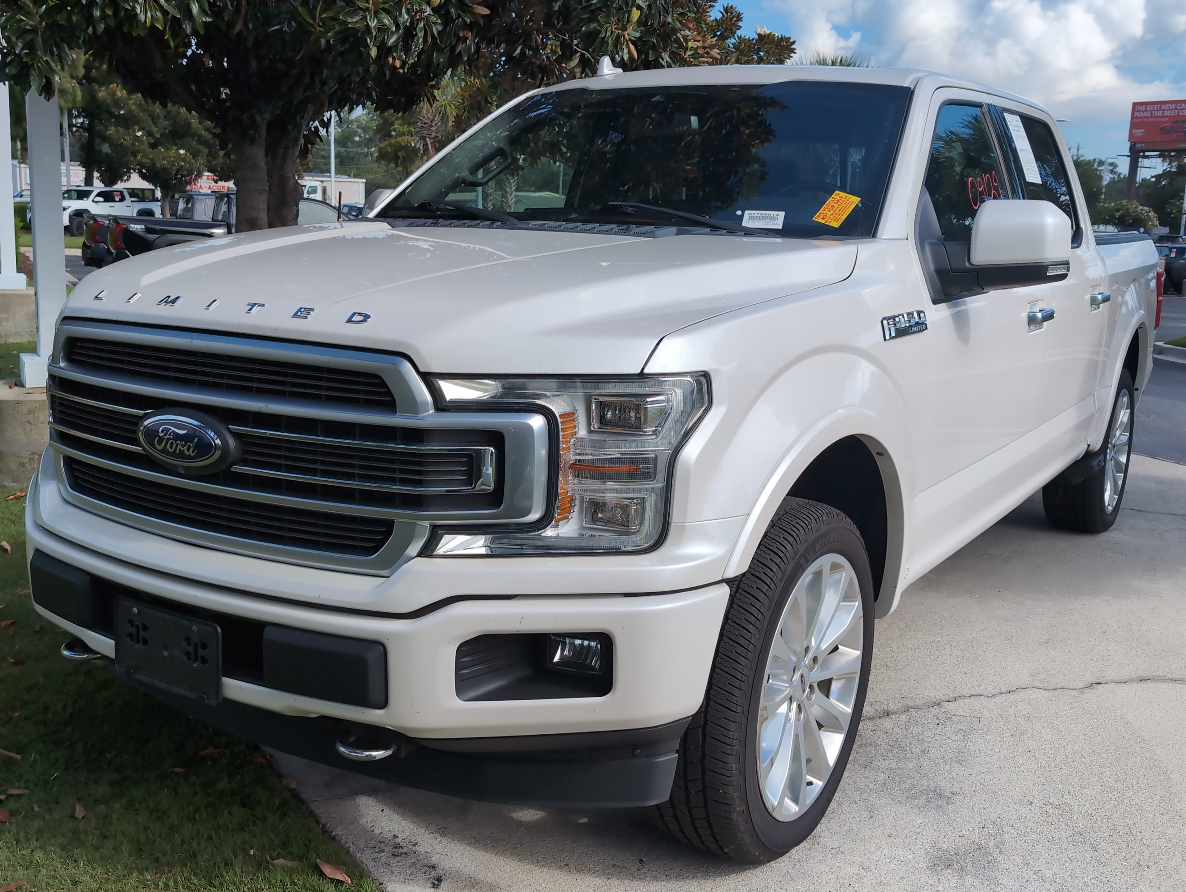 Used 2018 Ford F150 Limited w/ Trailer Tow Package AWD/4WD image 5
