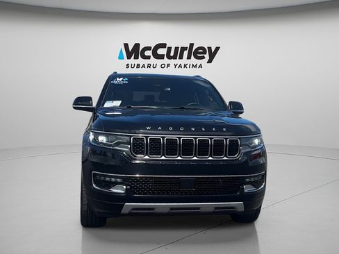 Used 2024 Jeep Wagoneer Series II w/ Flexible Seating Group AWD/4WD image 9