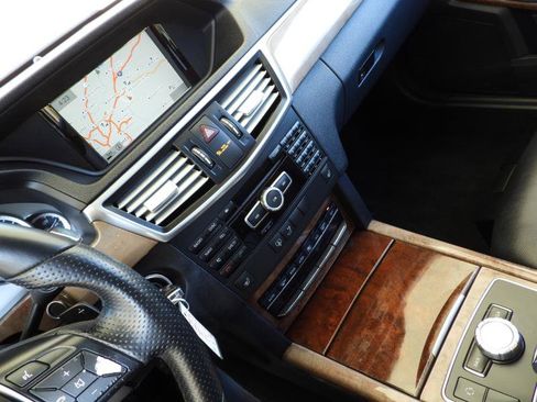 Used 2013 Mercedes-Benz E 350 Luxury image 43