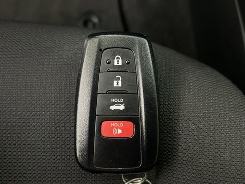 Used 2021 Toyota Corolla LE w/ LE Convenience Package FWD image 37