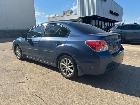 Used 2012 Subaru Impreza 2.0i Premium AWD/4WD image 4