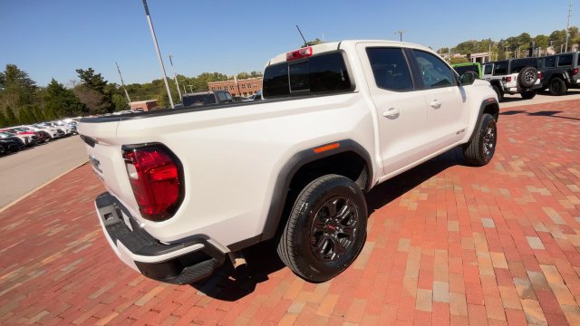 Used 2024 GMC Canyon Elevation w/ Convenience Package RWD image 9