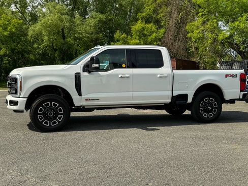 Certified 2026 Ford F350 Platinum w/ FX4 Off-Road Package AWD/4WD image 6