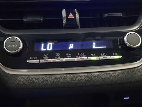 Certified 2024 Toyota Corolla LE FWD image 14