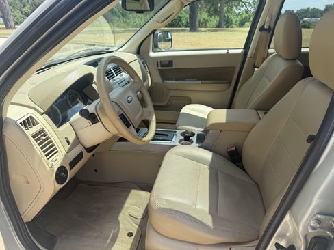 Used 2009 Ford Escape XLT FWD image 9