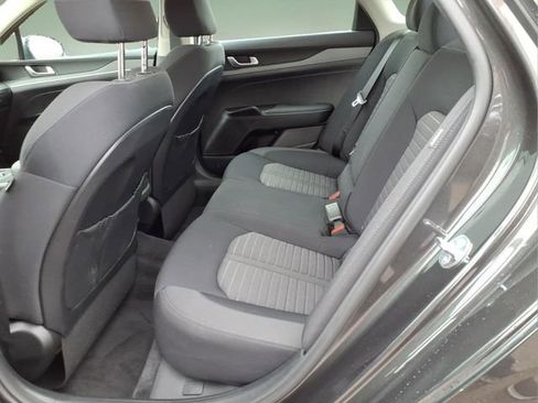 Used 2025 Kia K5 LXS FWD image 11
