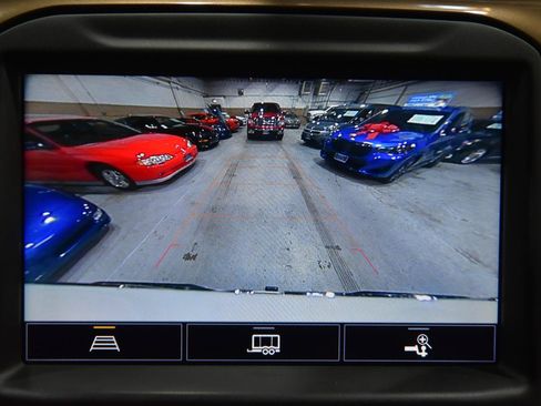 Used 2022 Chevrolet Silverado 1500 High Country AWD/4WD image 29