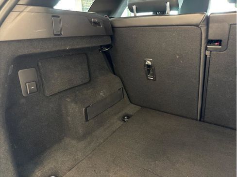 Used 2024 Land Rover Range Rover Evoque Dynamic SE image 31