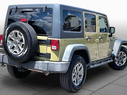Used 2013 Jeep Wrangler Unlimited Rubicon w/ Connectivity Group AWD/4WD image 14