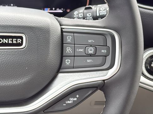 New 2026 Jeep Grand Wagoneer L 2WD image 23