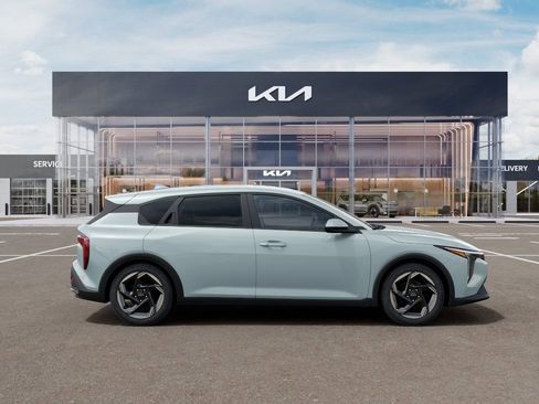 New 2026 Kia K4 EX image 3