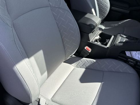 Used 2025 Toyota Tacoma SR5 image 12