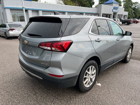 Used 2024 Chevrolet Equinox LT AWD/4WD image 5