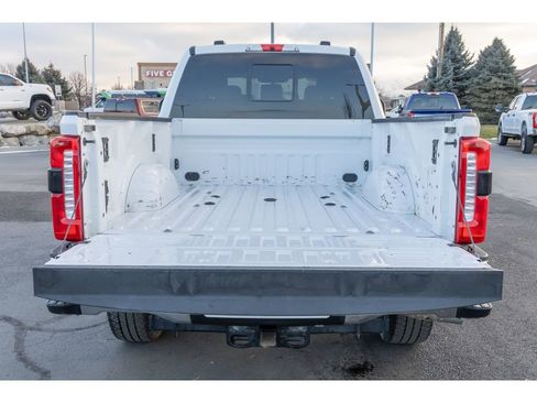 Used 2025 Ford F350 Lariat image 15