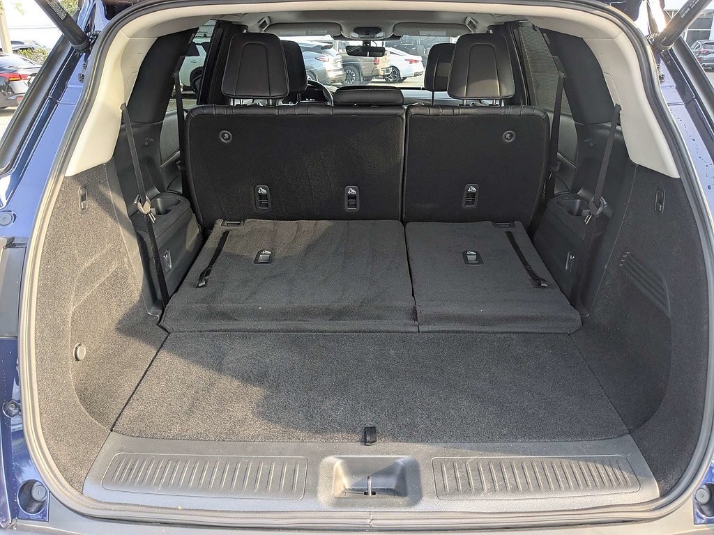 Used 2025 INFINITI QX60 Luxe FWD image 13