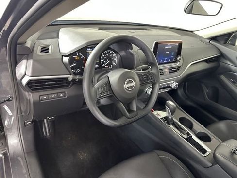 Certified 2025 Nissan Altima 2.5 S image 13