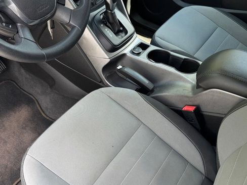 Used 2014 Ford Escape SE FWD image 7