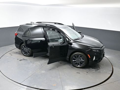 Used 2024 Chevrolet Equinox RS image 60