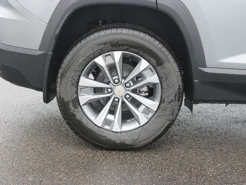 New 2026 Chevrolet Equinox LT FWD image 13