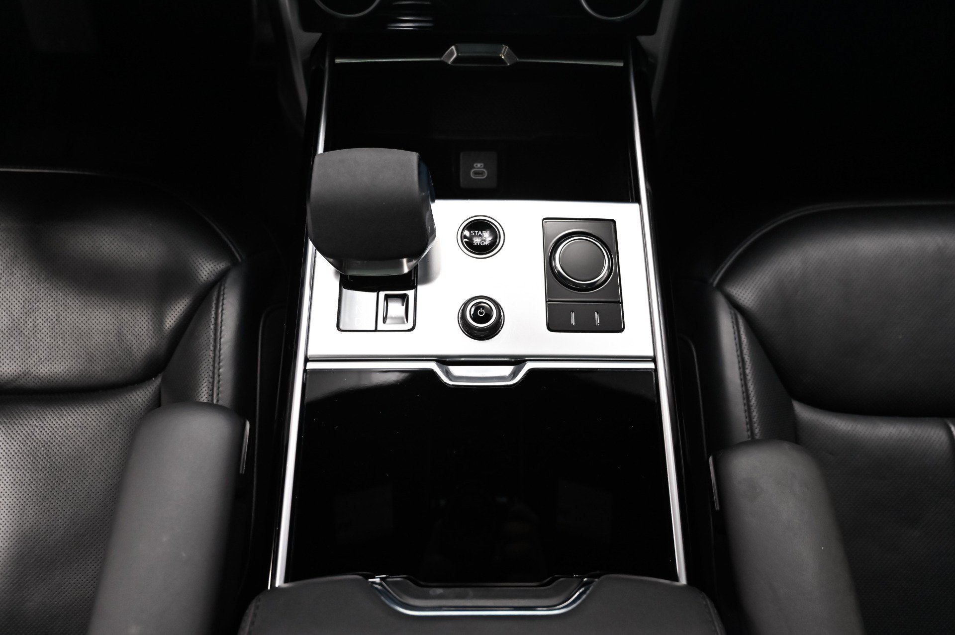 Used 2023 Land Rover Range Rover SE AWD/4WD image 42