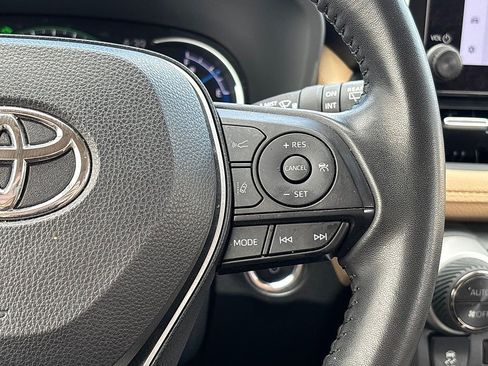 Certified 2024 Toyota RAV4 XLE Premium AWD/4WD image 20