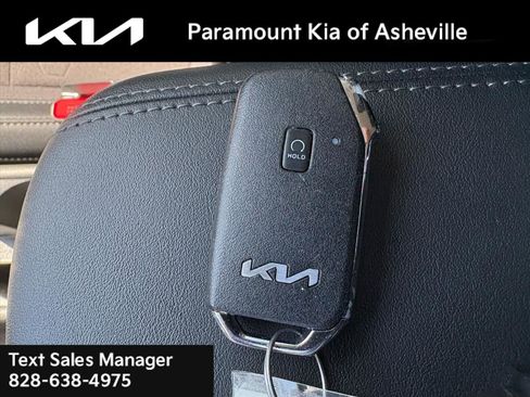 Certified 2025 Kia Seltos S FWD image 28
