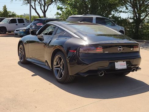 New 2027 Nissan Z Sport w/ Essentials Package (Sport) RWD image 2