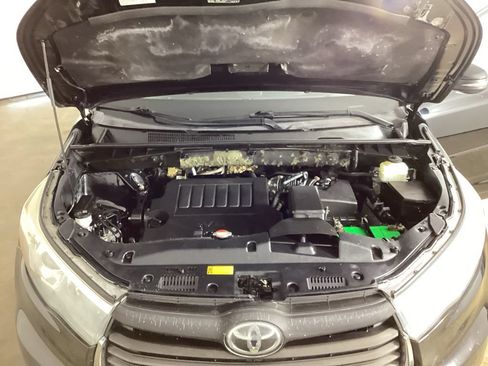 Used 2016 Toyota Highlander Limited Platinum AWD/4WD image 27