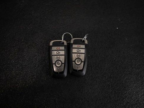 Used 2020 Ford Mustang Shelby GT500 w/ Technology Package image 45