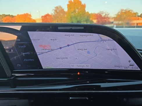 Certified 2024 Cadillac Escalade ESV V w/ Heavy-Duty Trailer Package image 23