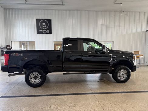 Used 2019 Ford F250 XL w/ Power Equipment Group AWD/4WD image 7