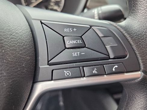 Used 2024 Nissan Altima 2.5 SV FWD image 29
