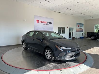 New 2025 Toyota Corolla LE
