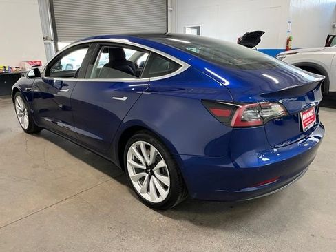 Used 2020 Tesla Model 3 Long Range AWD/4WD image 5