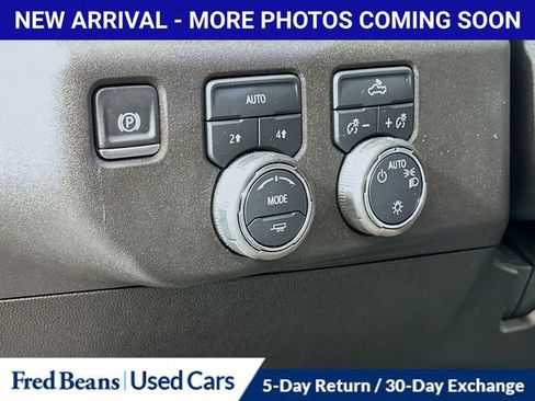 Used 2025 Chevrolet Silverado 1500 LT image 11