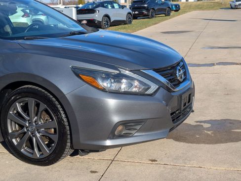 Used 2018 Nissan Altima 2.5 SR w/ SR Special Edition image 36