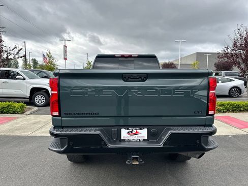 Used 2026 Chevrolet Silverado 3500 LTZ w/ LTZ Plus Package AWD/4WD image 4